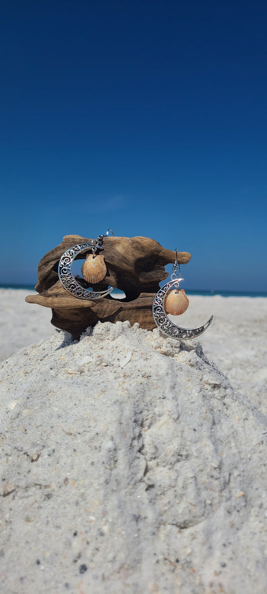 Stunning Moon Dangle With Scallop Shell Earrings